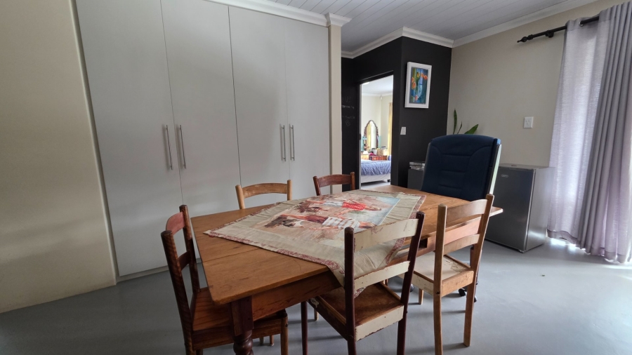 4 Bedroom Property for Sale in Hartenbos Heuwels Western Cape